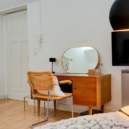 Apartment Mit 2 Schlafzimmern Am Bergpark Wilhelmshoehe Kassel Exteriör bild